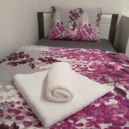 דירה App Aleksa 6168 קטז אוב סבי