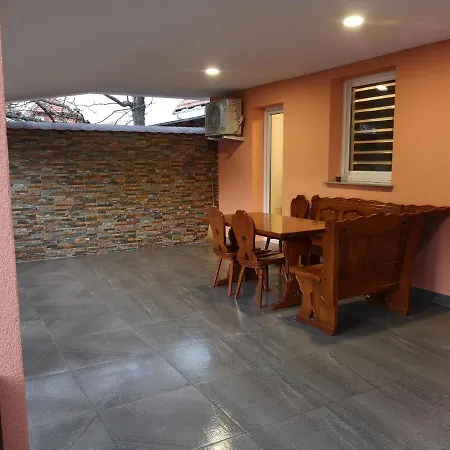 דירה App Aleksa 6168