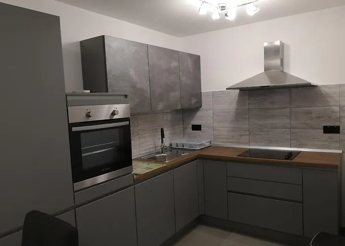 App Aleksa 6168 شقة كاتيز أوب سافي