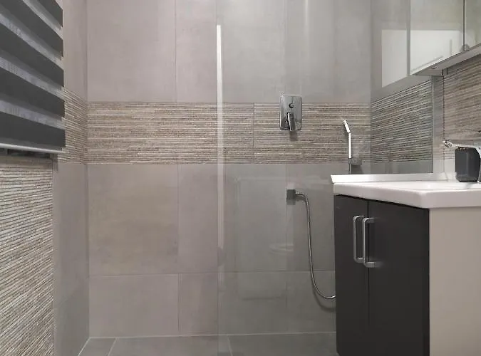 App Aleksa 6168 * كاتيز أوب سافي