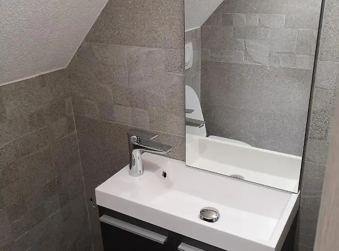 App Aleksa 6168 كاتيز أوب سافي